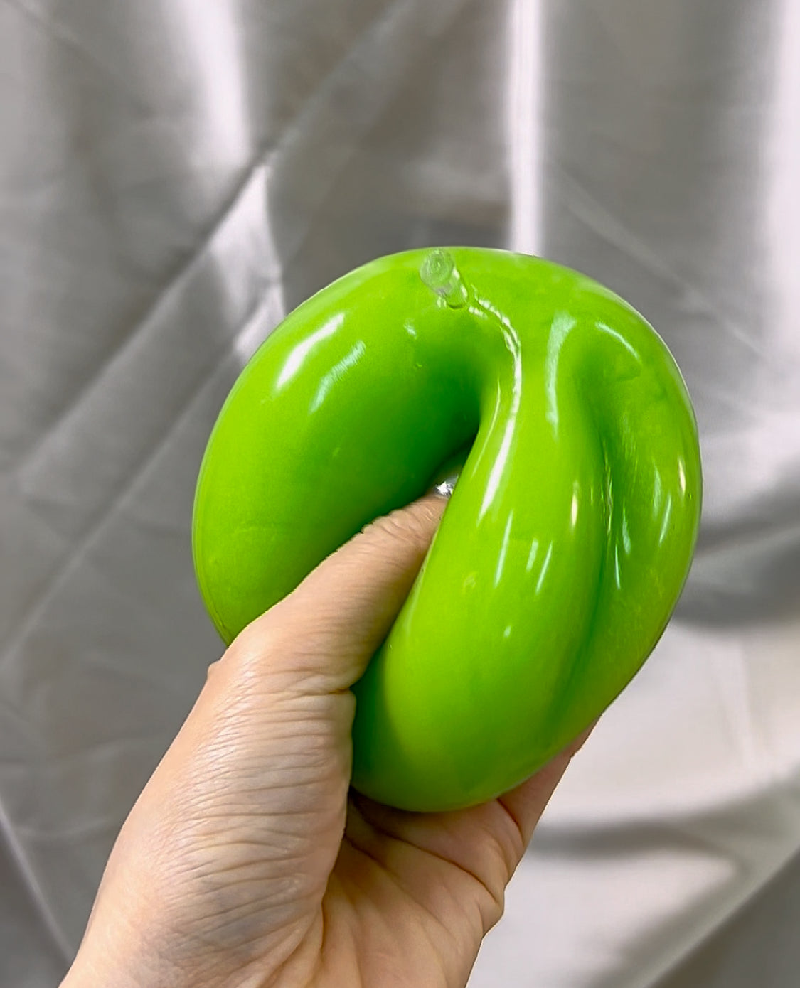 Solid Filled Apple Squishy Fidget Toy(Zero bounce-back)