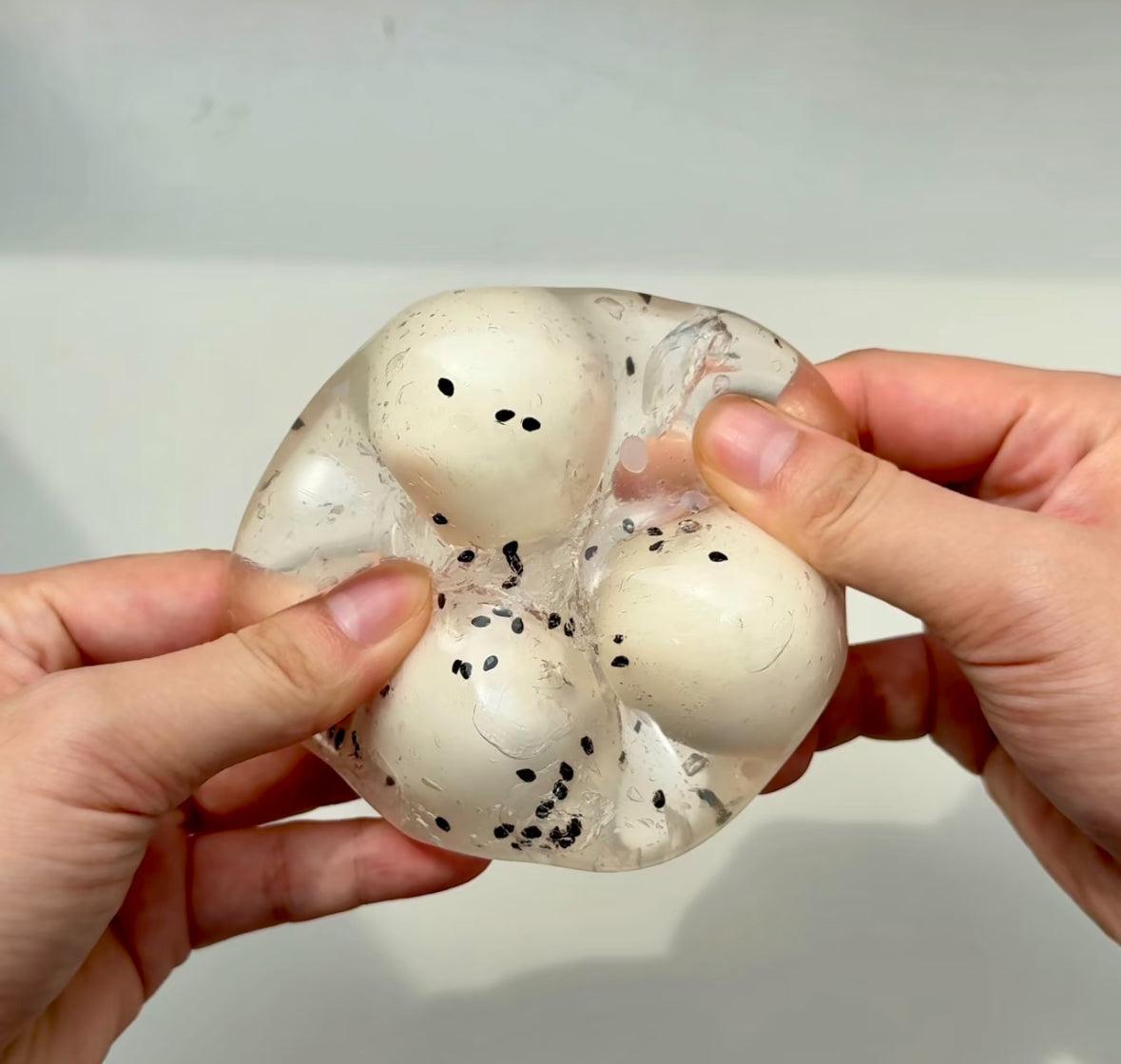 Cracking Sesame Wax Ball Squishy Fidget Toy(Can't Guarantee Perfect Uncracked Delivery)